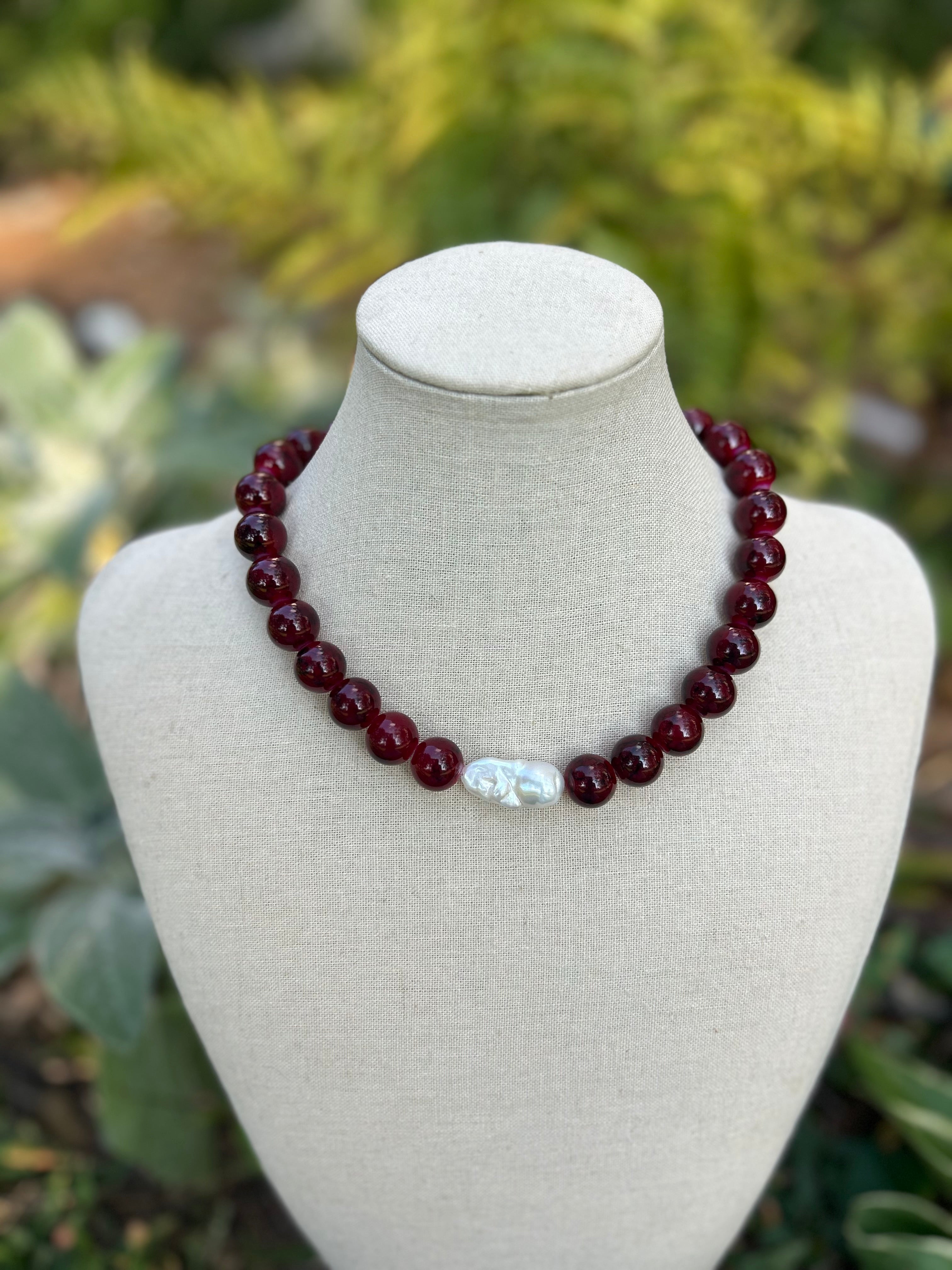 Kat Necklace